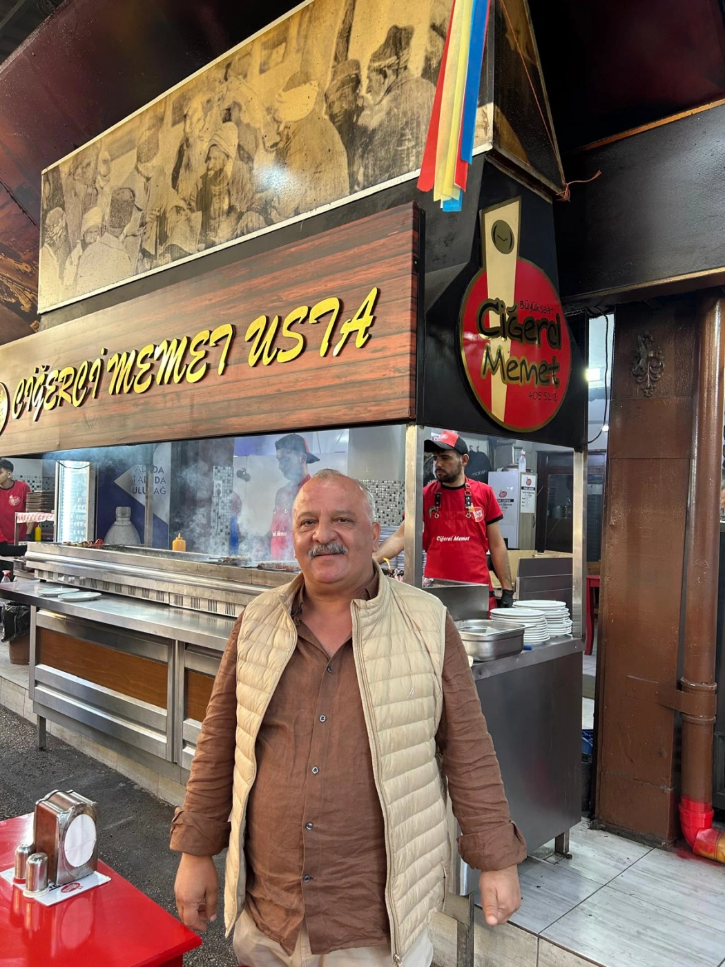 Tarihi Büyüksaat Ciğercisi Memet Usta galeri fotoğrafı