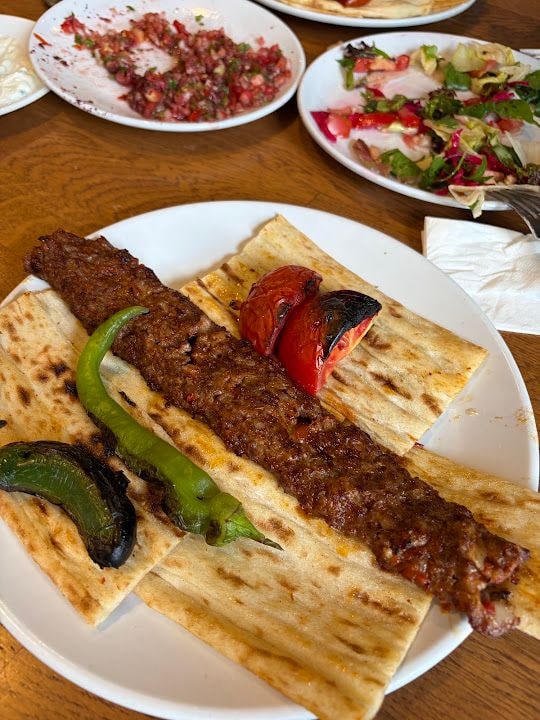 Zeki Usta Kebap Kenanevren Şubesi galeri fotoğrafı